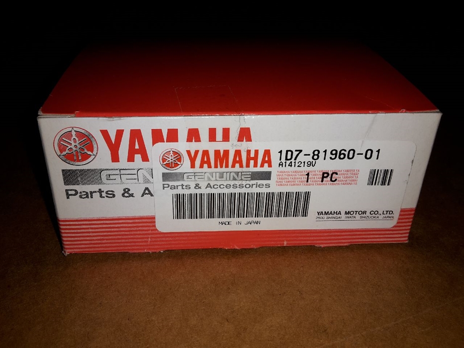 Реле вольт-регулятор Yamaha 1D7-81960-01-00