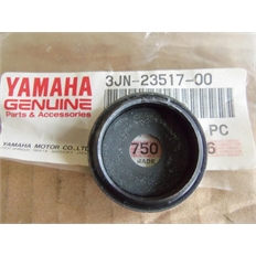 Изображение Крышка втулки рычага задней подвески Yamaha 3JN-23517-00-00